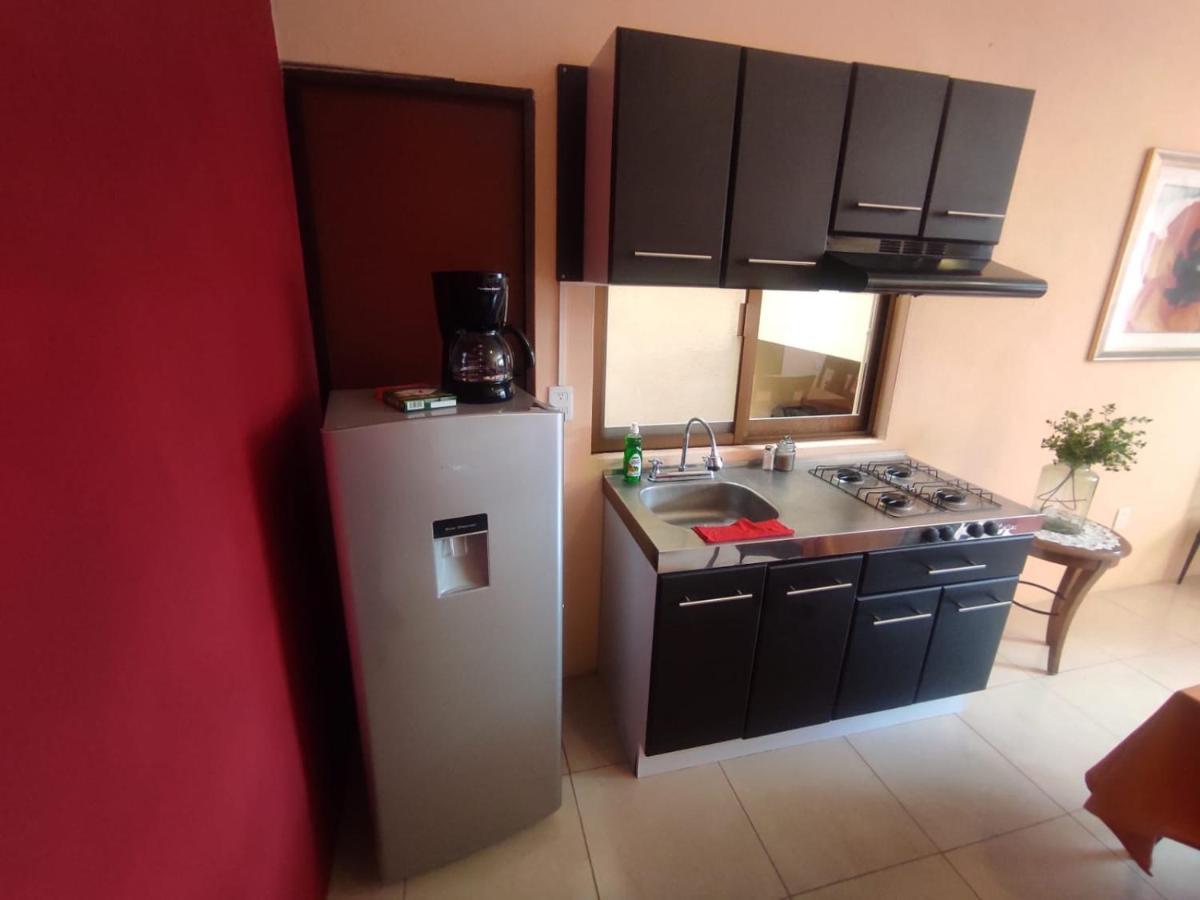 Aparthotel La Casa Rosa